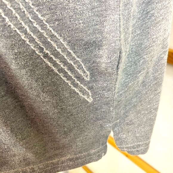 Miss Me Gray embroidered and blinged Lace Sleeve Women's Top - Picture 7 of 9